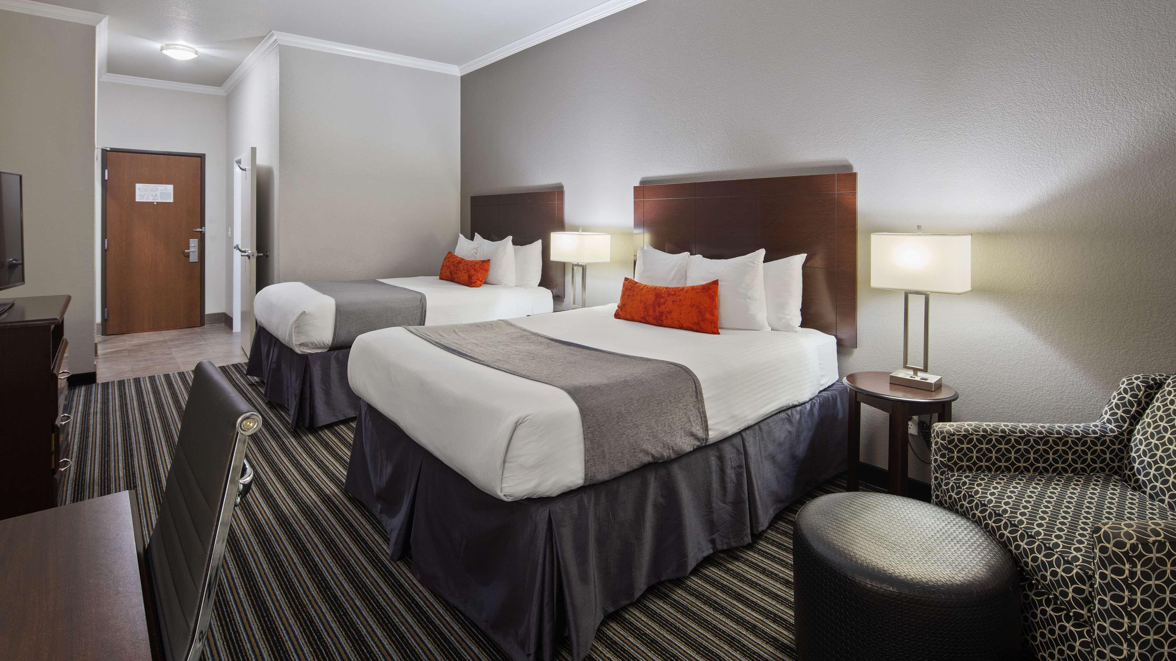 Best Western Plus Austin Airport Inn & Suites Экстерьер фото